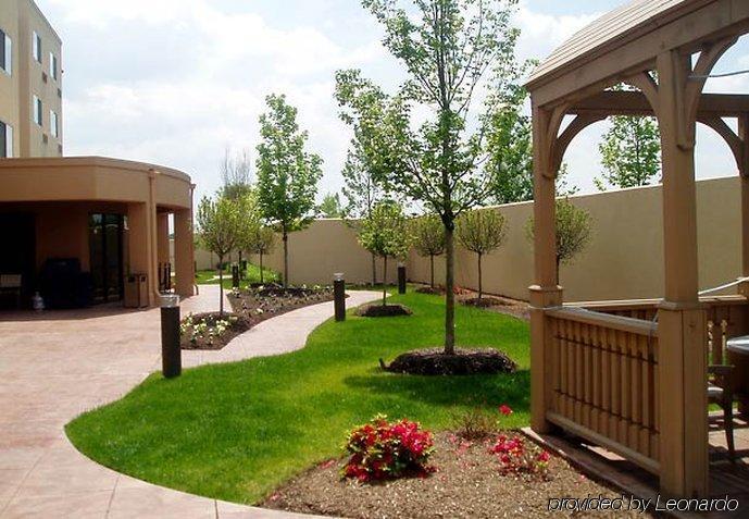 Courtyard By Marriott Potomac Mills Woodbridge Hotel Съоръжения снимка