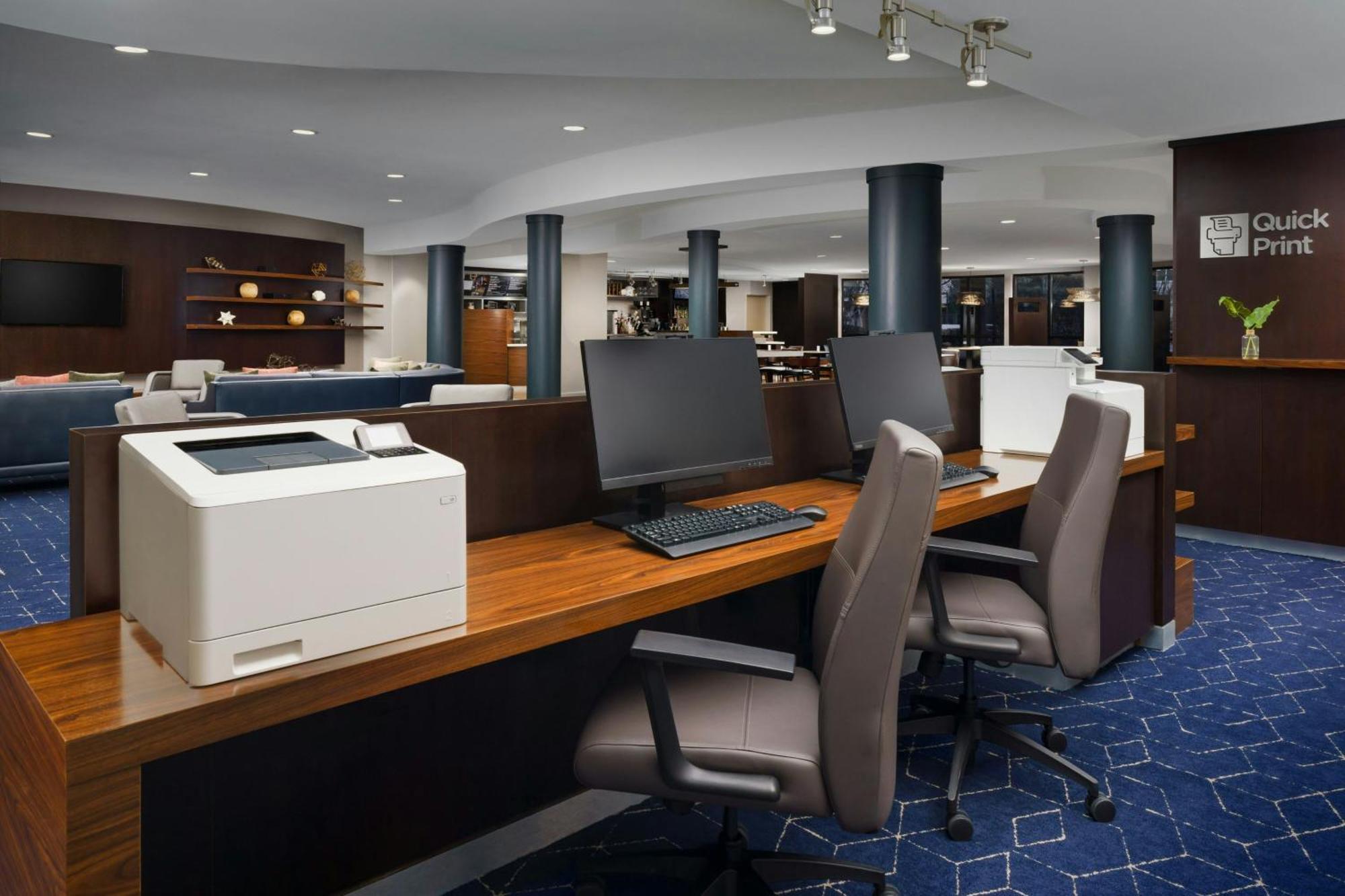 Courtyard By Marriott Potomac Mills Woodbridge Hotel Екстериор снимка